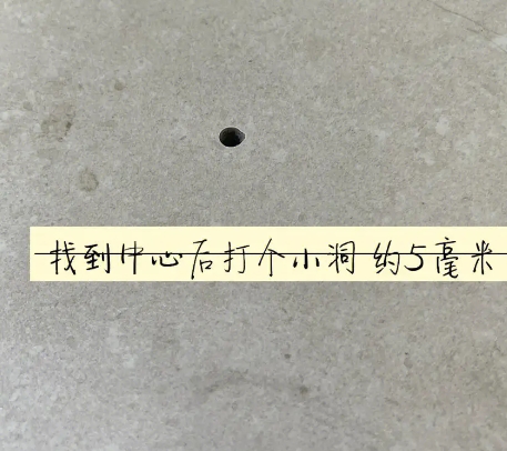 爱民瓷砖空鼓维修公司专业解答在瓷砖铺贴过程中，如果砂料搅拌不均匀，将会带来以下问题